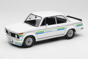 BMW Alpina 2002 E10 Turbo Valkoinen MCG 1:18 MCG18409-R Metalli