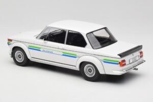 BMW Alpina 2002 E10 Turbo Valkoinen MCG 1:18 MCG18409-R Metalli — kuva 5 / 6