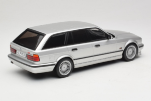 BMW Alpina B10 E34 4.6 Touring Hopea MCG 1:18 MCG18332MCW Metalli — kuva 2 / 6
