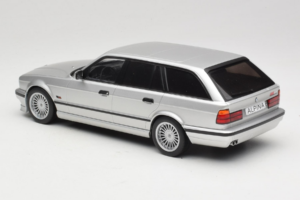 BMW Alpina B10 E34 4.6 Touring Hopea MCG 1:18 MCG18332MCW Metalli — kuva 5 / 6