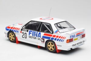BMW E30 M3 #20 M. Duez / A. Lopes 1000 Lakes Rally 1989 IXO 1:18 18RMC132 Metalli — kuva 5 / 6
