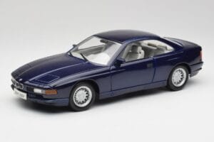 BMW E31 850i Mauritius Sininen Maisto 1:18 438813100299 Metalli