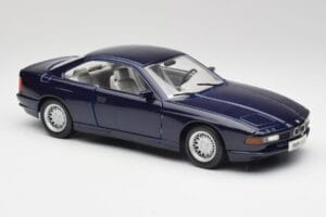 BMW E31 850i Mauritius Sininen Maisto 1:18 438813100299 Metalli — kuva 6 / 8