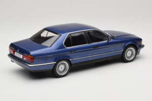 BMW Alpina B11 E32 3.5 Metallic Blue MCG 1:18 MCG18232 Metalli — kuva 2 / 6