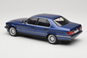 BMW Alpina B11 E32 3.5 Metallic Blue MCG 1:18 MCG18232 Metalli — kuva 5 / 6