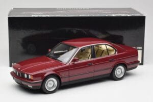 BMW 535i E34 Punainen Minichamps 1:18 100024002 Metalli — kuva 8 / 8