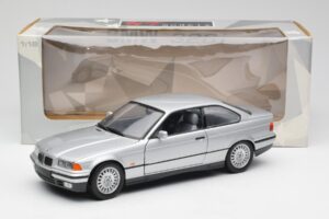 BMW 3 Series E36 Coupe Hopea UT Models 1:18 180023321 Metalli — kuva 8 / 8