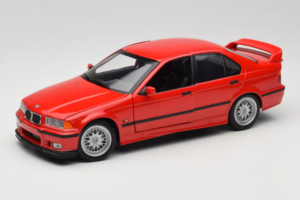 BMW 318is E36 Hellrot UT Models 1:18 180024302-R1 Metalli