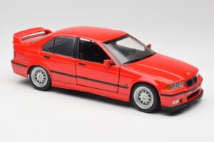 BMW 318is E36 Punainen UT Models 1:18 180024302 Metalli — kuva 6 / 8