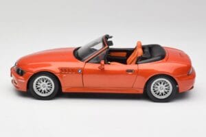 BMW Z3 E36 2.8 Phoenix Oranssi UT Models 1:18 20442 Metalli — kuva 4 / 8