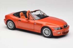 BMW Z3 E36 2.8 Phoenix Oranssi UT Models 1:18 20442 Metalli — kuva 6 / 8