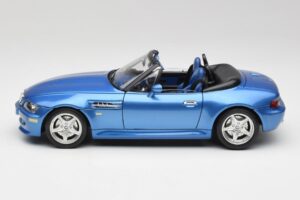 BMW Z3 E36 M Roadster Estoril Blue Bburago 1:18 3349-M1 Metalli — kuva 4 / 8