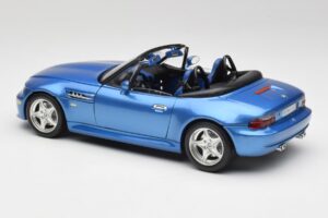 BMW Z3 E36 M Roadster Estoril Blue Bburago 1:18 3349-M1 Metalli — kuva 7 / 8