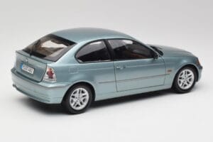 BMW 325Ti E46 Compact Vaaleansininen Metallic Kyosho 1:18 80430024439 Metalli — kuva 3 / 8