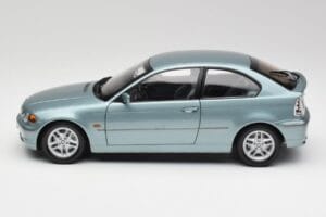 BMW 325Ti E46 Compact Vaaleansininen Metallic Kyosho 1:18 80430024439 Metalli — kuva 4 / 8