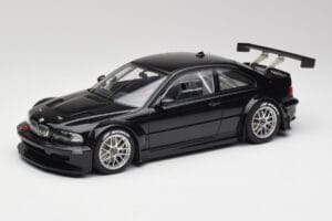 BMW M3 GTR E46 Plain Body Jet Musta AUTOart 1:18 80447 Metalli