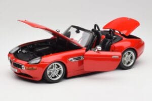 BMW Z8 E52 Punainen Bburago 1:18 Z8001 Metalli — kuva 2 / 8