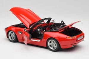 BMW Z8 E52 Punainen Bburago 1:18 Z8001 Metalli — kuva 5 / 8