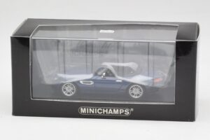 BMW Z8 E52 Topaasi Sininen Minichamps 1:43 431028740 Metalli — kuva 5 / 5