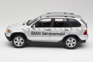 BMW X5 E53 3.0d Service Mobil Kyosho 1:18 80430305646 Metalli — kuva 4 / 8