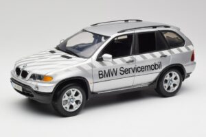 BMW X5 E53 3.0d Service Mobil Kyosho 1:18 80430305646 Metalli