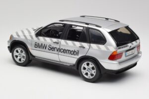 BMW X5 E53 3.0d Service Mobil Kyosho 1:18 80430305646 Metalli — kuva 7 / 8