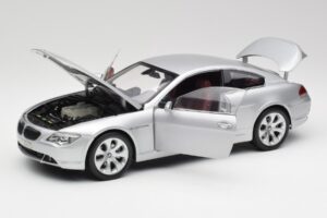 BMW 645Ci E63 Hopea Kyosho 1:18 80430153285 Metalli — kuva 2 / 8