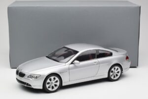 BMW 645Ci E63 Hopea Kyosho 1:18 80430153285 Metalli — kuva 8 / 8