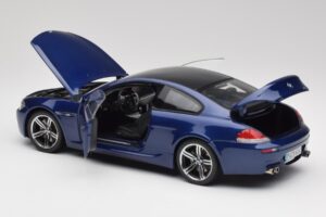 BMW M6 E63 Sininen Kyosho 1:18 80430413351 Metalli — kuva 5 / 8