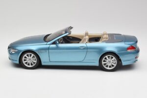 BMW 6 E64 Avoauto Vaaleansininen Kyosho 1:18 80430153440 Metalli — kuva 4 / 8