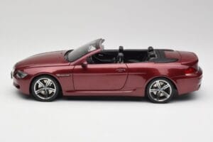 BMW M6 E64 Avoauto Punainen Kyosho 1:18 80430417423 Metalli — kuva 4 / 8