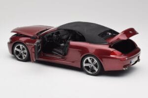 BMW M6 E64 Avoauto Punainen Kyosho 1:18 80430417423 Metalli — kuva 5 / 8