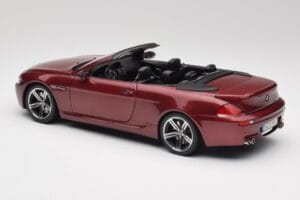 BMW M6 E64 Avoauto Punainen Kyosho 1:18 80430417423 Metalli — kuva 7 / 8