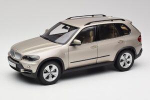 BMW X5 E70 4.8i Platinum Pronssi Metallic Kyosho 1:18 80430413413 Metalli