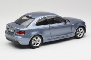 BMW 1 E82 Coupe Sininen Kyosho 1:18 80430427065 Metalli — kuva 3 / 8