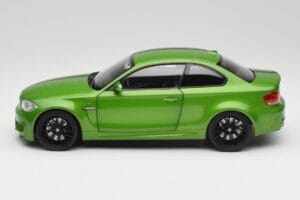 BMW 1-sarja E82 Coupe Taiga Green Metallic Minichamps 1:18 110020024 Metalli — kuva 4 / 8