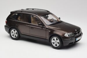 BMW X3 E83 3.0d Tummanharmaa Metallic Kyosho 1:18 80430300736 Metalli — kuva 6 / 8