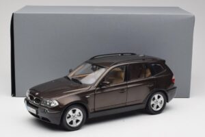 BMW X3 E83 3.0d Tummanharmaa Metallic Kyosho 1:18 80430300736 Metalli — kuva 8 / 8
