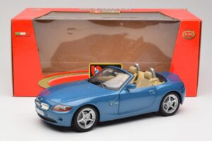 BMW Z4 E85 Maldives Blue Bburago 1:18 34046BLUE Metalli — kuva 8 / 8