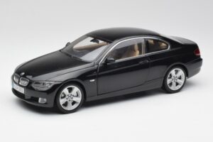 BMW 3 E92 Coupe Musta Kyosho 1:18 80430407222 Metalli