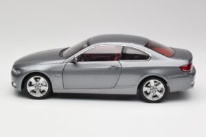 BMW 330i E92 Coupe Harmaa Metallic Kyosho 1:18 80430407220 Metalli — kuva 4 / 8