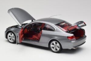 BMW 330i E92 Coupe Harmaa Metallic Kyosho 1:18 80430407220 Metalli — kuva 5 / 8