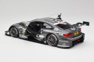 BMW M3 E92 #8 BMW Team RBM J. Hand DTM 2013 Minichamps 1:18 100132208 Metalli — kuva 5 / 8