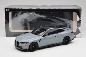 BMW M4 G82 Brooklyn Harmaa Minichamps 1:18 155020124 Metalli — kuva 6 / 6