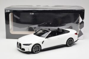 BMW M4 G82 Avoauto Alpine White Minichamps 1:18 155021031 Metalli — kuva 6 / 6