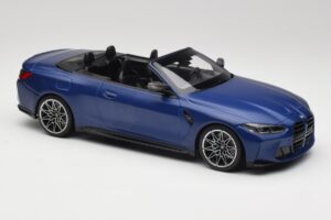 BMW M4 G82 Avoauto Frozen Portimao Blue Minichamps 1:18 155021030 Metalli — kuva 4 / 6