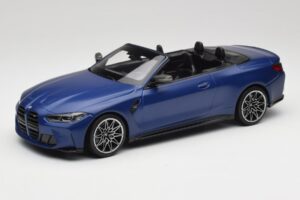 BMW M4 G82 Avoauto Frozen Portimao Blue Minichamps 1:18 155021030 Metalli