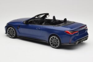 BMW M4 G82 Avoauto Frozen Portimao Blue Minichamps 1:18 155021030 Metalli — kuva 5 / 6
