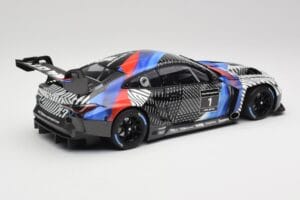 BMW M4 GT3 G82 #1 Test Version 2021 Minichamps 1:18 113222003 Metalli — kuva 3 / 8