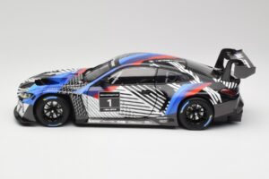 BMW M4 GT3 G82 #1 Test Version 2021 Minichamps 1:18 113222003 Metalli — kuva 4 / 8